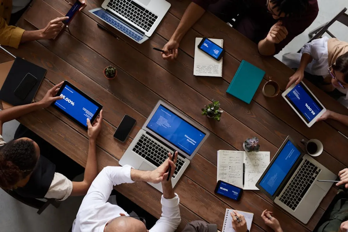 What furtherbusiness.com Reveals About Trust, Payments, and Online Business